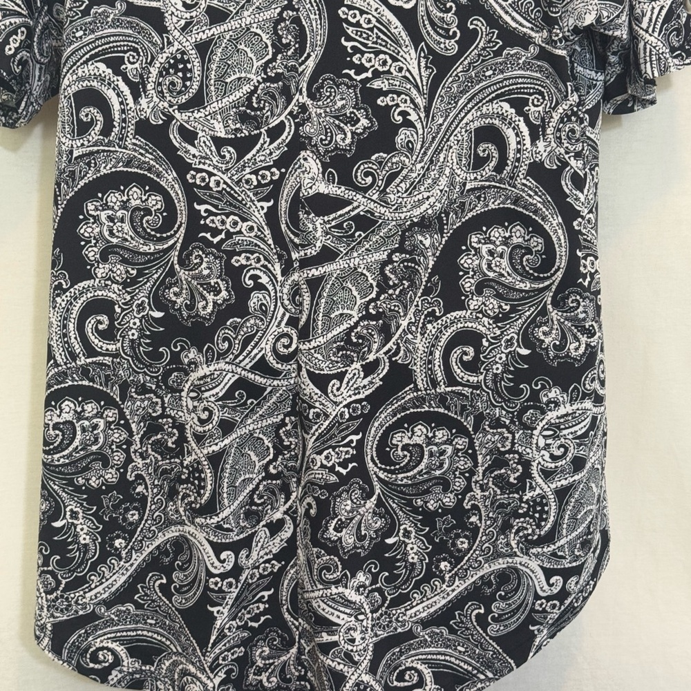 F-98 Cato Black & White Cold Shoulder High Low Short Sleeve Blouse Size S‎ - Picture 7 of 15